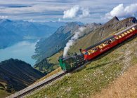 Как устроены швейцарские железные дороги