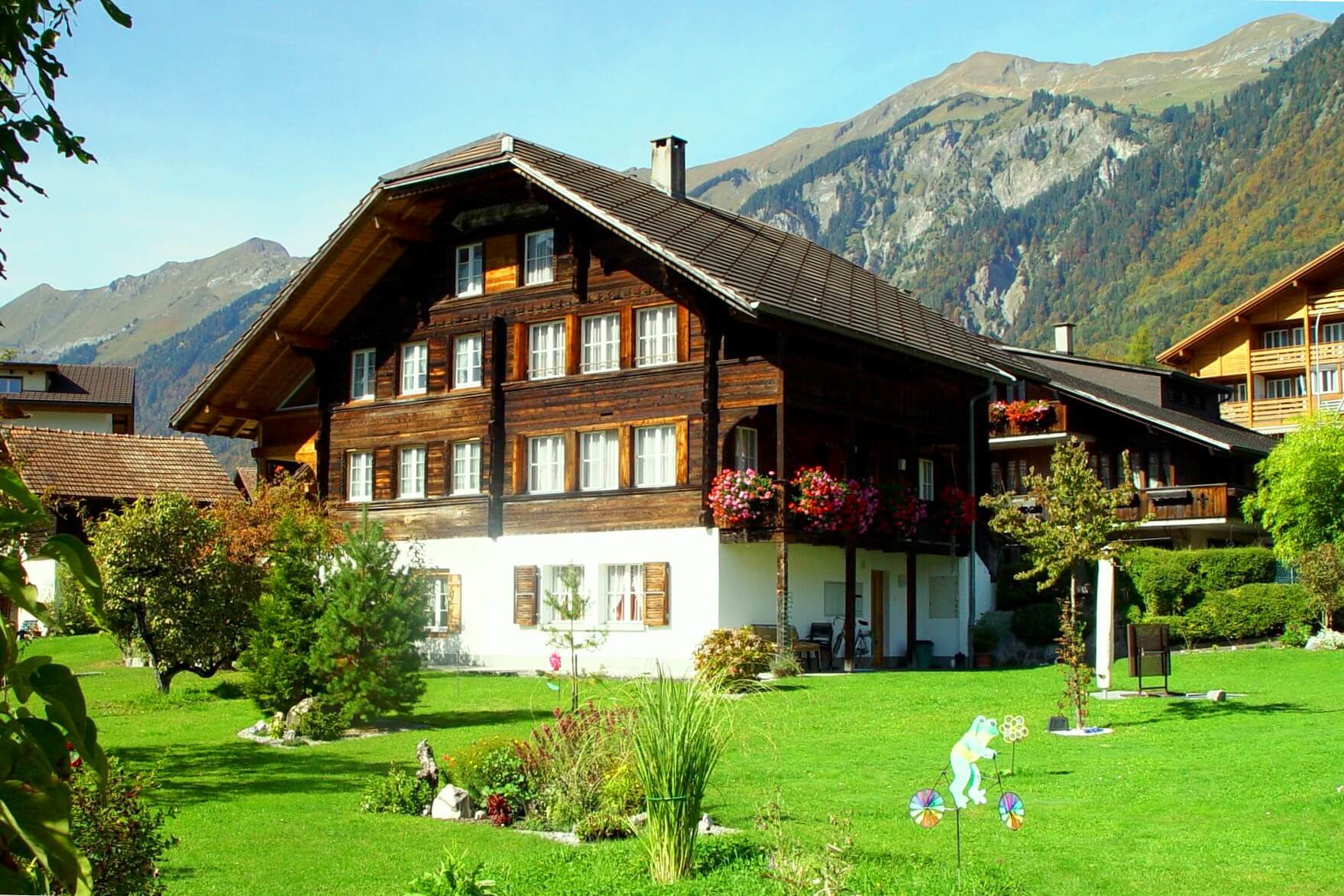 купить дом в швейцарии недорого